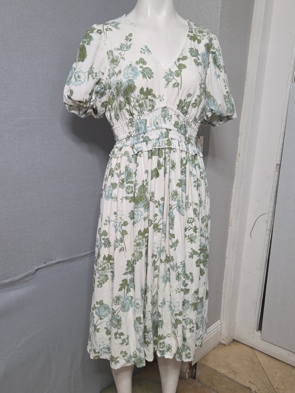 Women's Fair Haven Floral Midi Dress White Green Small Sz